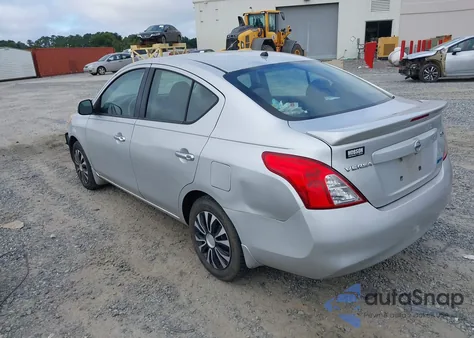 2013 Nissan Versa 1.6 Sv from USA, damaged, VIN 3N1CN7APXDL865234